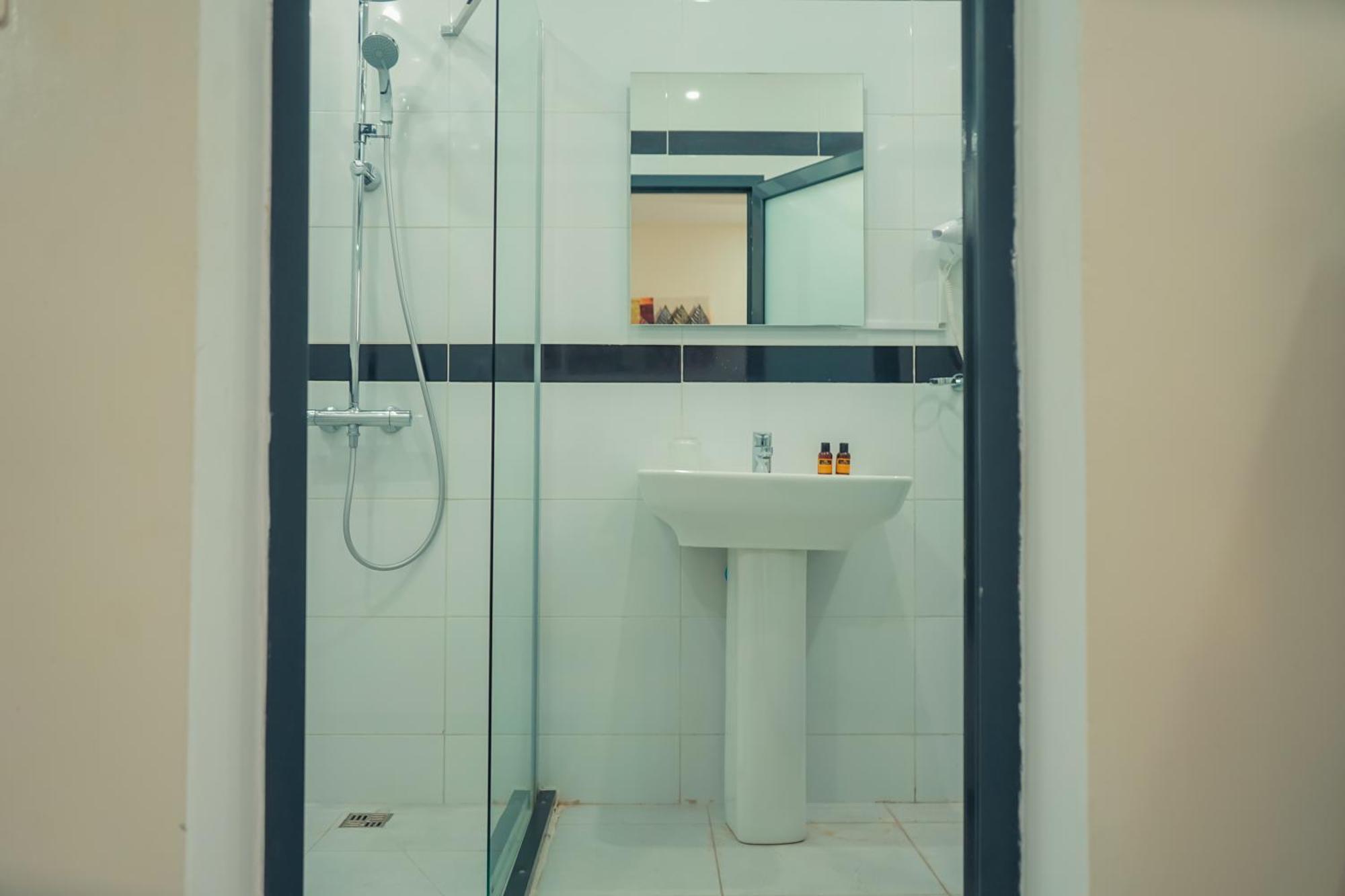 Urban Hotel Nouakchott Esterno foto